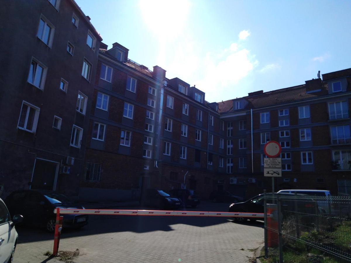 Wygodny Apartament W Srodmiesciu Gdanska ภายนอก รูปภาพ